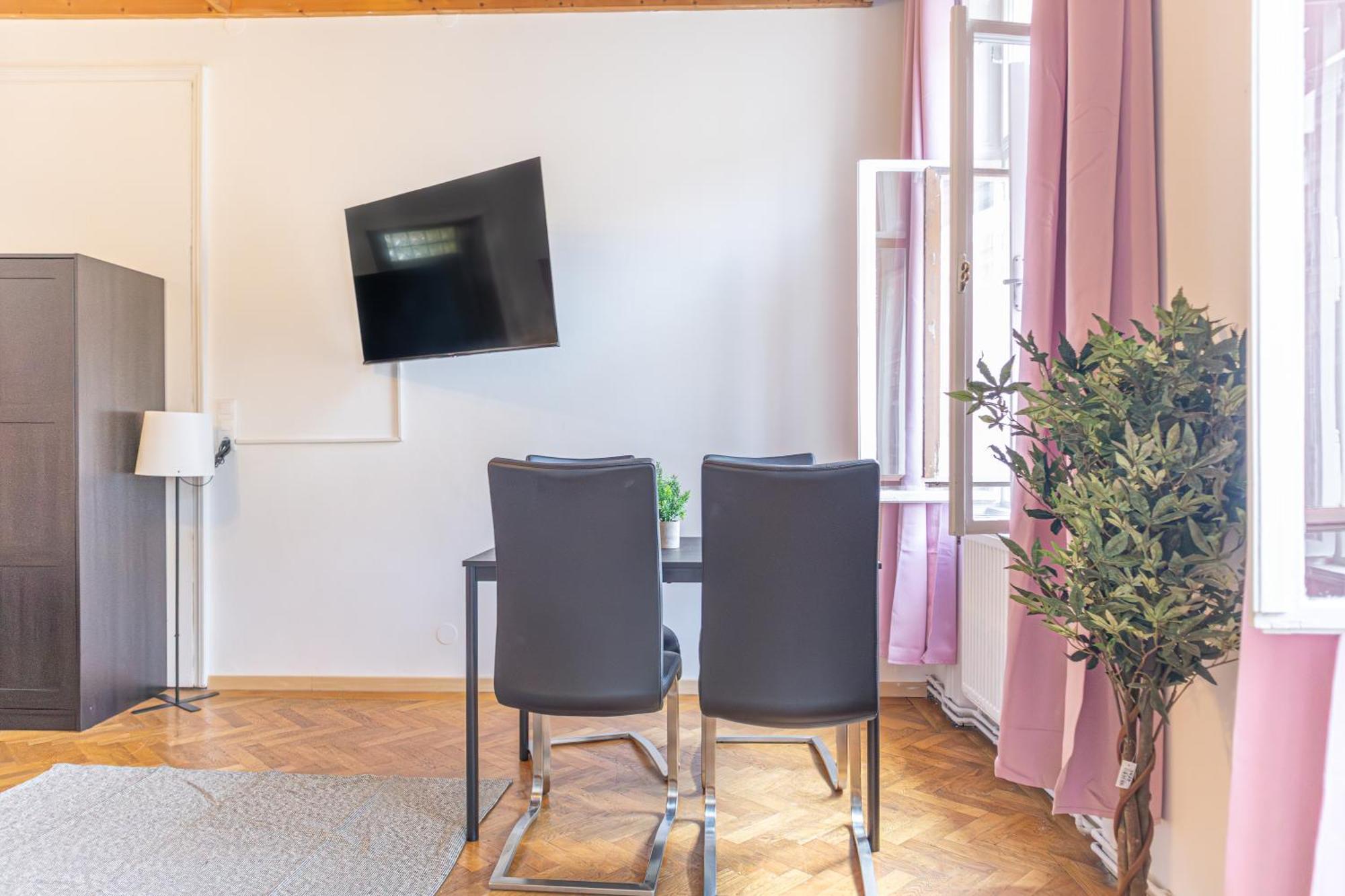 Apartamento Spacious 3br Shared Apt. Comfortable And Roomy Viena