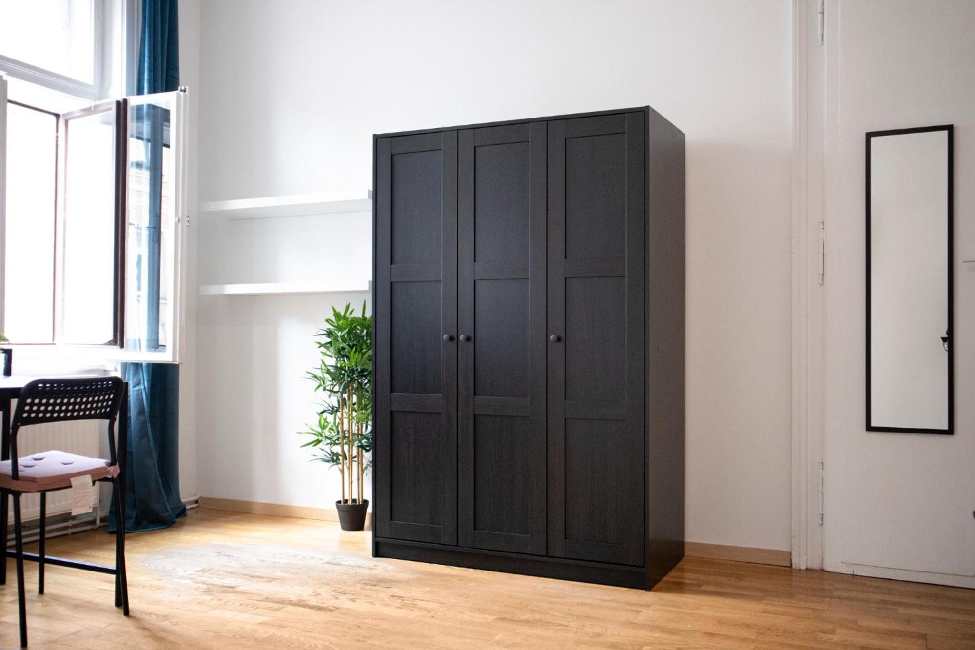 Spacious 3br Shared Apt. Comfortable And Roomy Viena